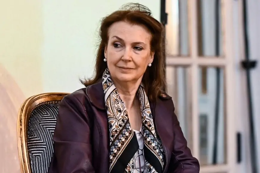 Insólito: Mondino pide likes contra el presidente mexicano