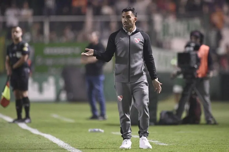 Tevez seguirá como DT de Independiente