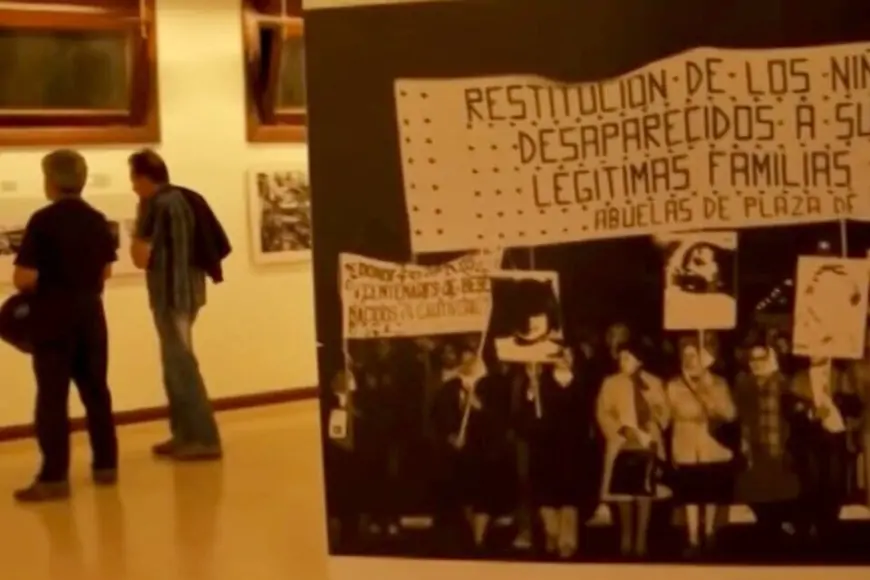 Milei desmanteló el organismo que busca niños desaparecidos en la Dictadura