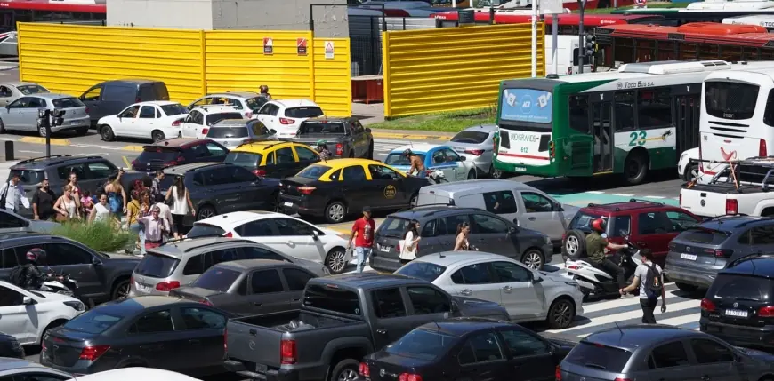 Buenos aires bajo fuego: ola de calor, apagón y colapso